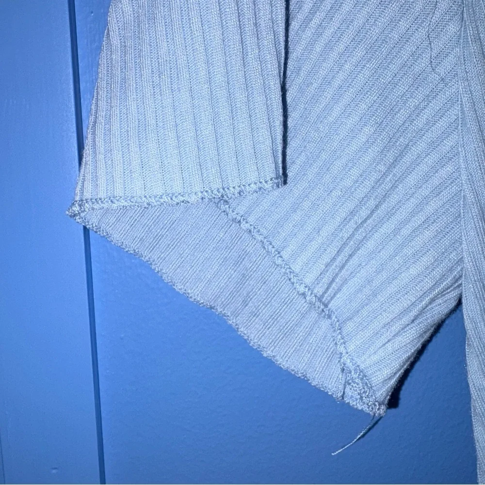 Blue Short Sleeve Top with Ribbon Accents - Women’s Size XL​ - Picture 4 of 5